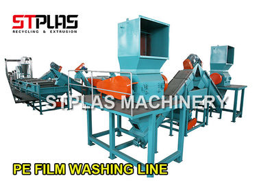 Plástico dos filmes dos PP do PE que recicla a linha de lavagem controle do PLC com a máquina do espremedor de frutas do filme