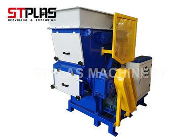 O PLC controla a máquina da retalhadora e do triturador para as tubulações do PE/filmes plásticos