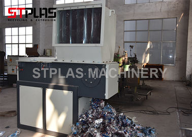 A máquina plástica da retalhadora de 500 Kg/H para sacos tecidos/cimento ensaca/saco de plástico